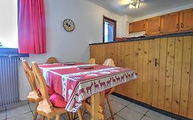 Appartement Au Centre Avec Balcon, Parking Et Forfaits Ski Avantageux - Fr-1-524-110